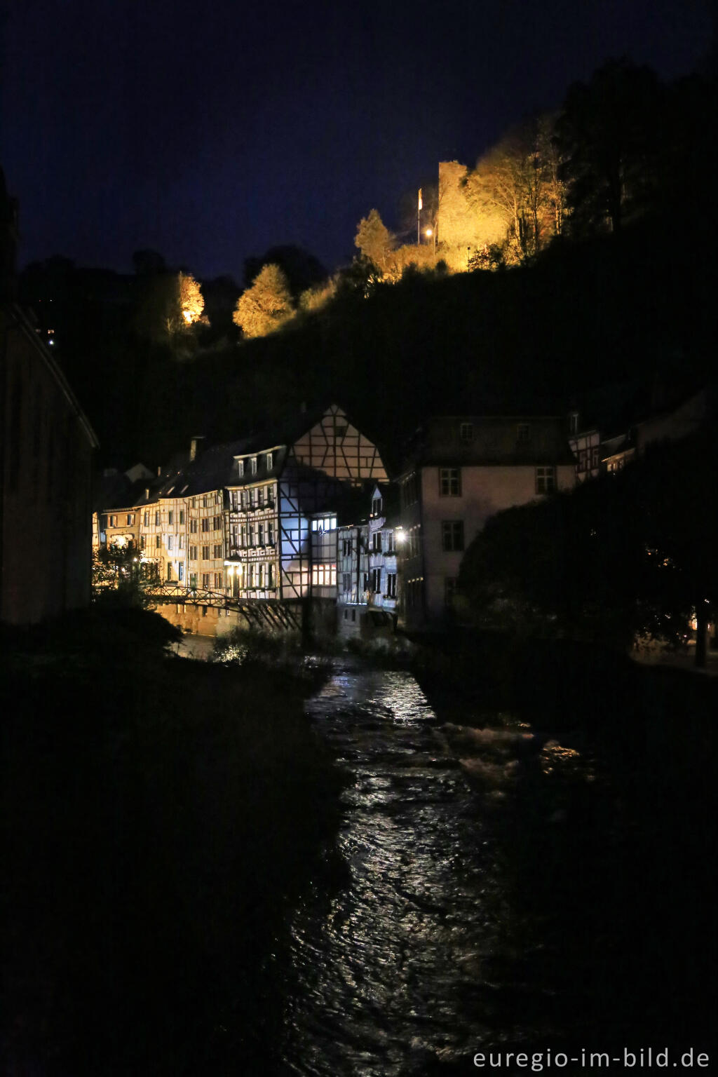 Detailansicht von Nächtliches Monschau an HalloweenMonschau