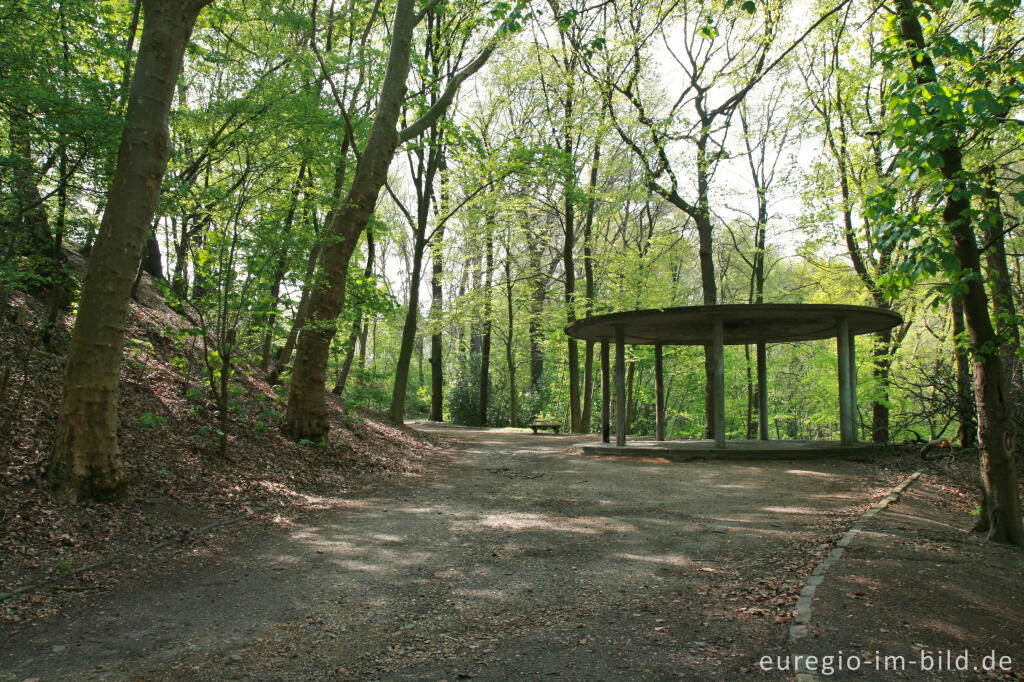 Nullanderbergsweg mit Pavillon im Hambos, Kerkrade, NL