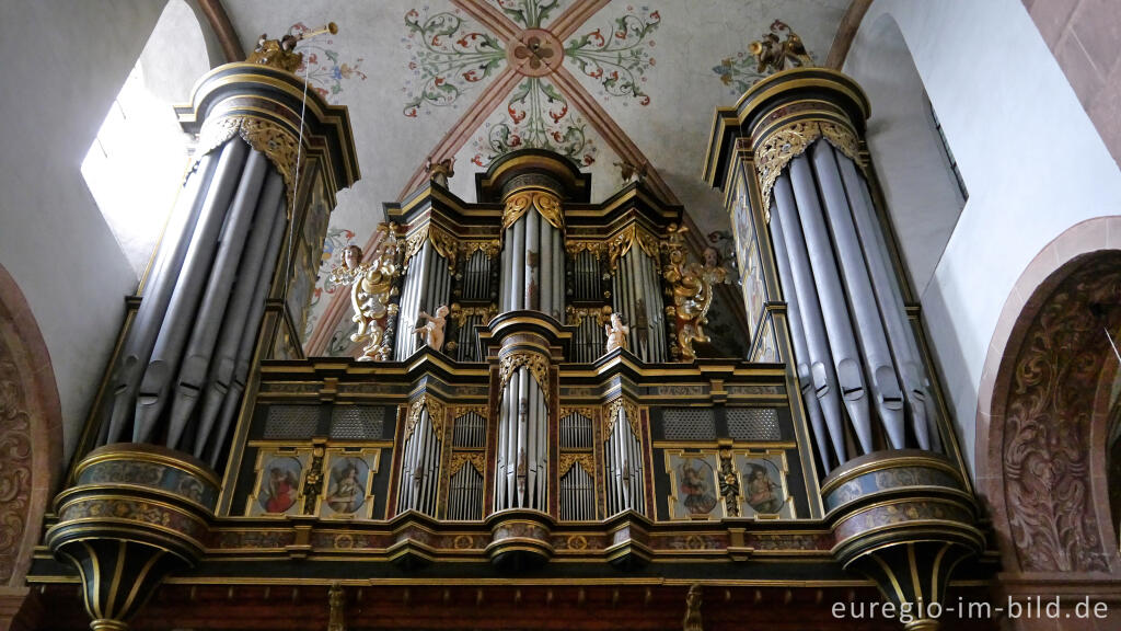 Detailansicht von Orgel in der Basilika von Kloster Steinfeld