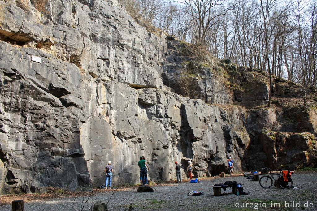 Outdoor Climbing im Göhltal bei Kelmis