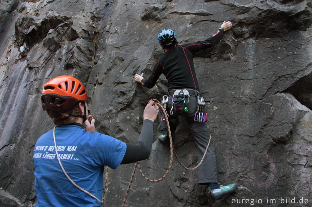 Detailansicht von Outdoor Climbing im Tal der Göhl bei Kelmis