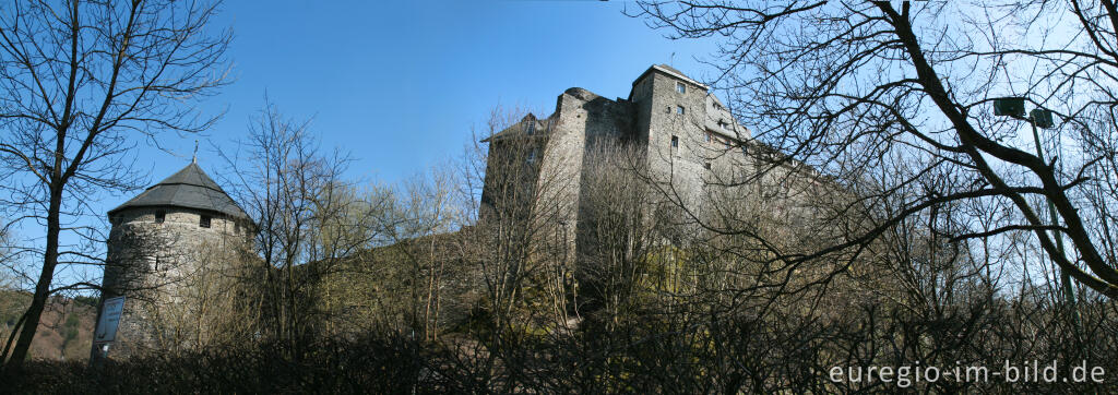 Panoramaansicht der Burg Monschau