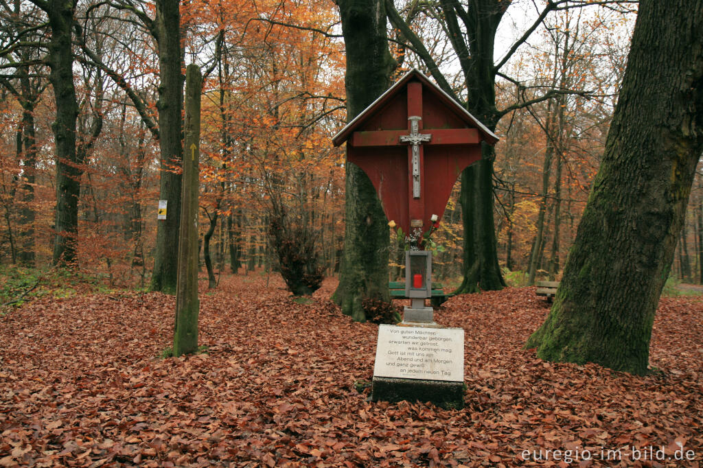 Pilgerkreuz am Moresneter Weg, Jakobsweg