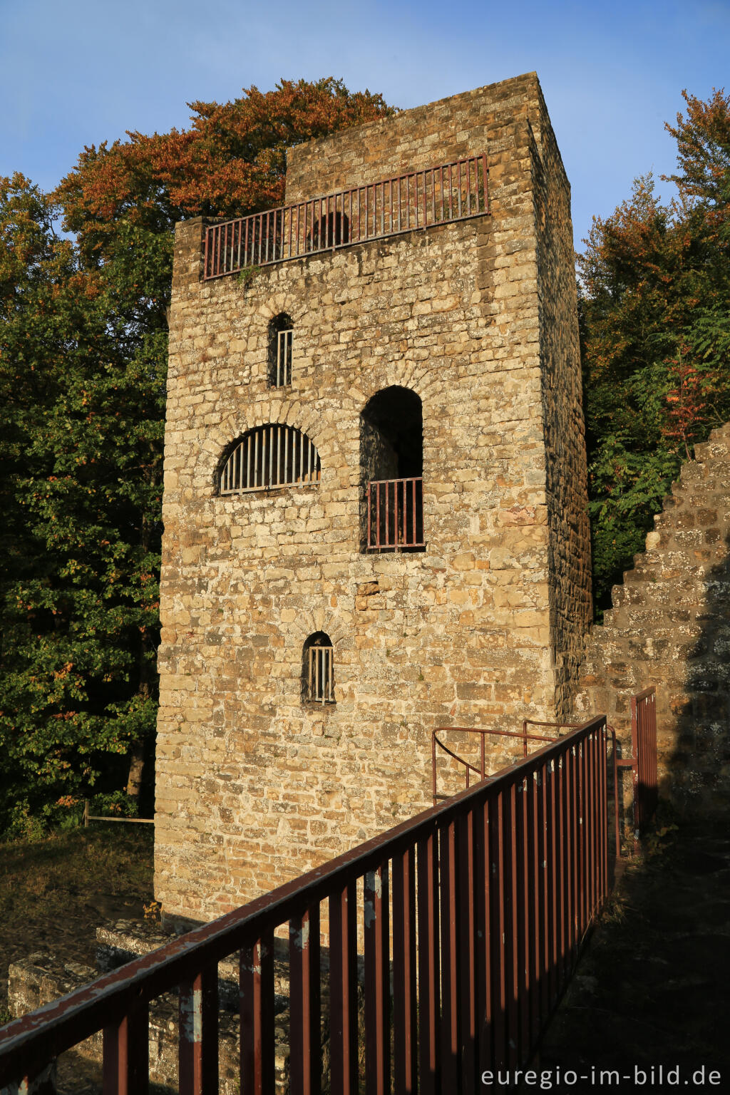 Detailansicht von Prümerburg, Rheinland-Pfalz