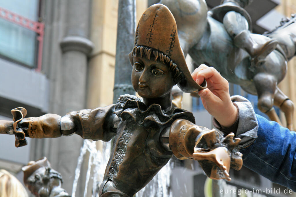 Detailansicht von Puppenbrunnen, Krämerstraße, Aachen