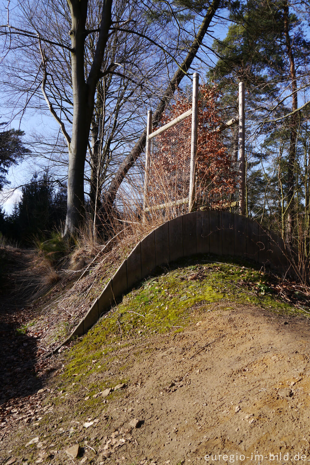 Detailansicht von Rekonstruktion des Aachener Landgrabens