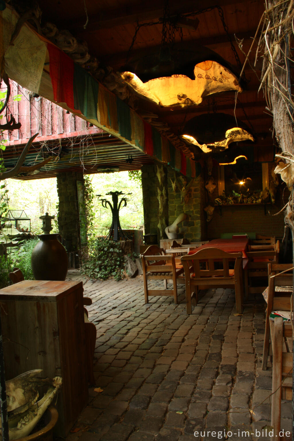 Detailansicht von Schädel-Terrasse im Hortus Dialogus