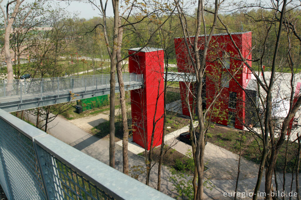 Detailansicht von Schwebebrücke im Carl-Alexander-Park, Baesweiler