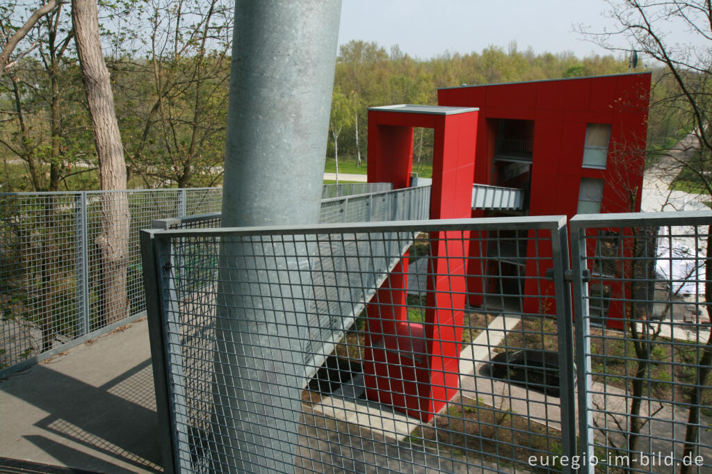 Detailansicht von Schwebebrücke im Carl-Alexander-Park, Baesweiler