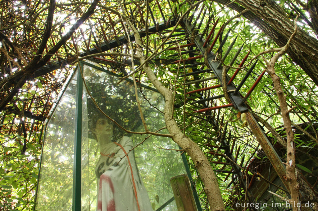 Detailansicht von Skulptur im Hortus Dialogus