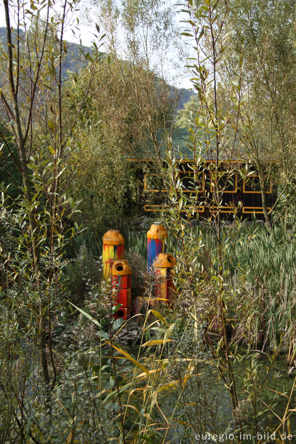 Detailansicht von Skulptur im Hospizgarten des Hortus Dialogus