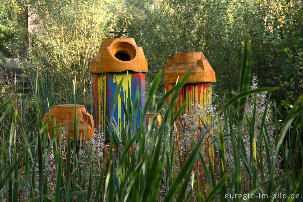 Detailansicht von Skulptur im Hospizgarten des Hortus Dialogus