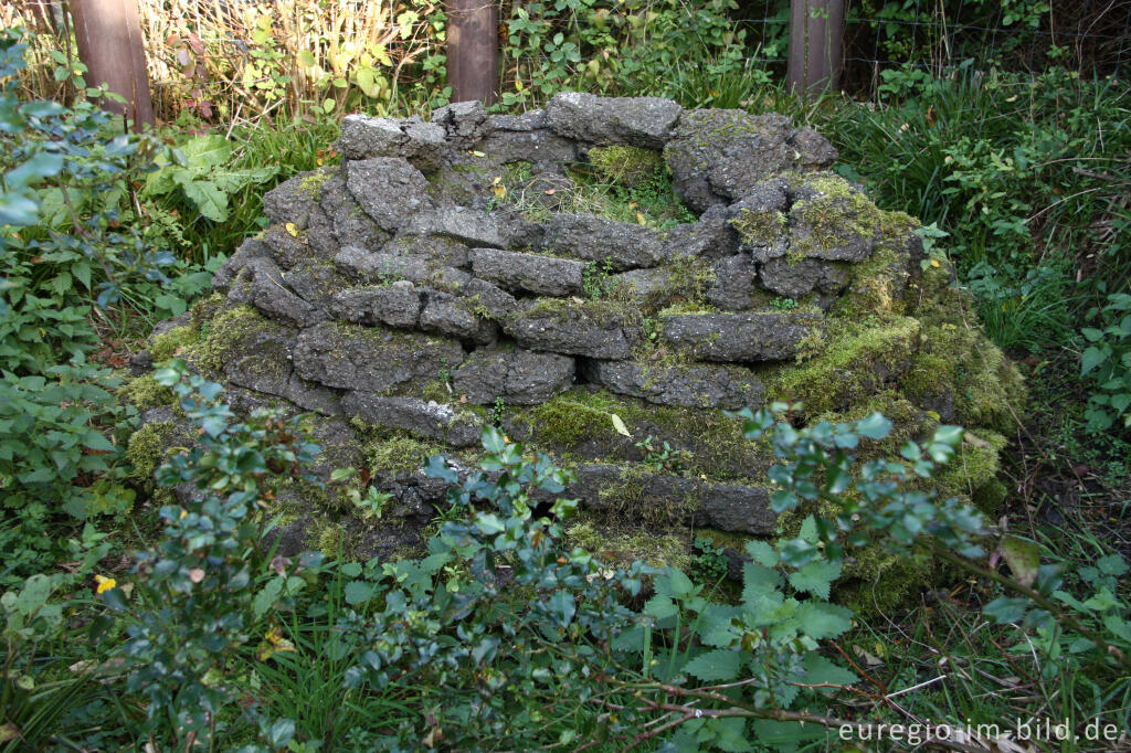 Detailansicht von Skulptur "Nekrolog" von Friedrich Ostenrath, Hortus Dialogus