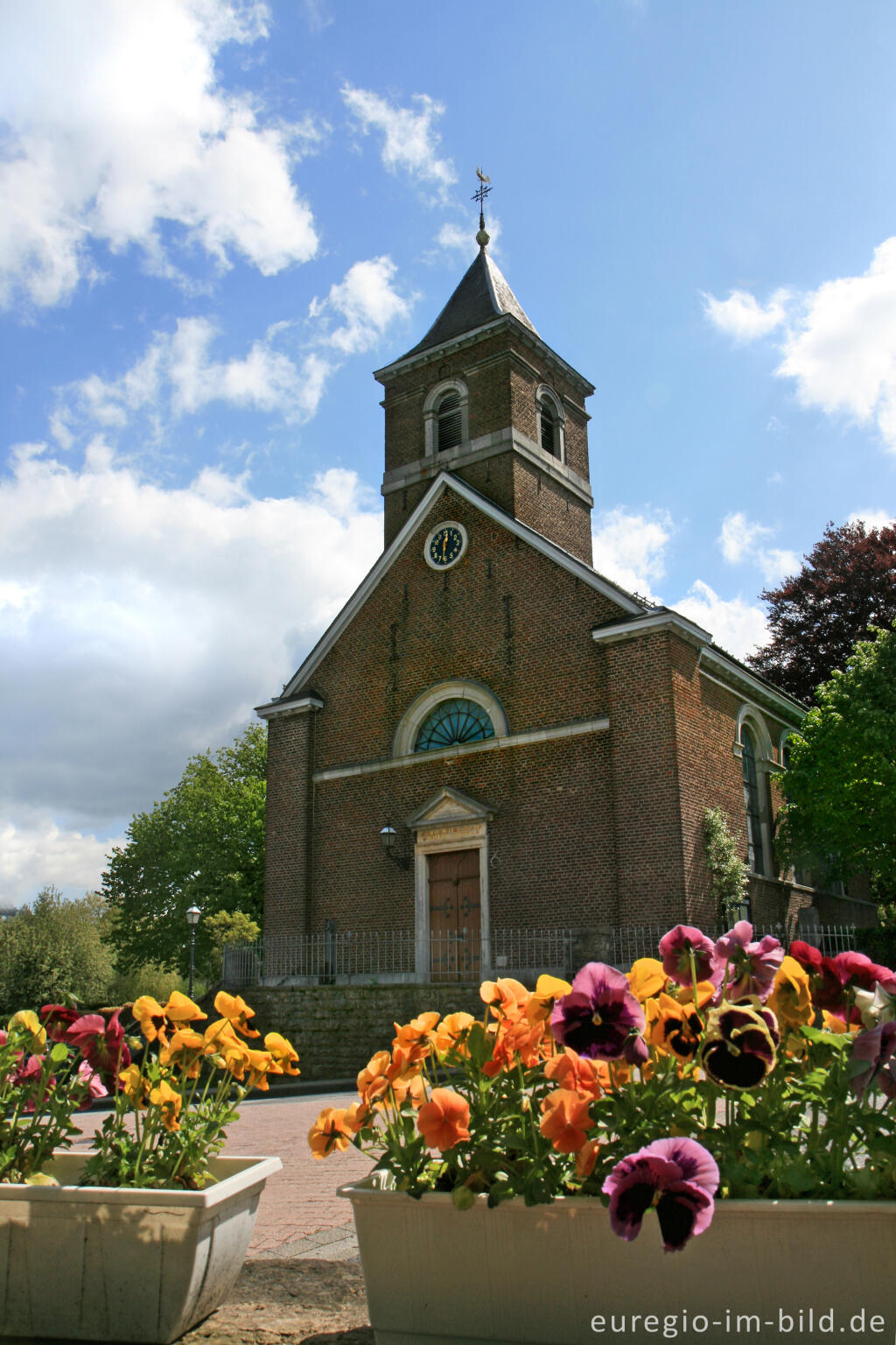 Detailansicht von St. Antonius, Rott, Gemeinde Roetgen