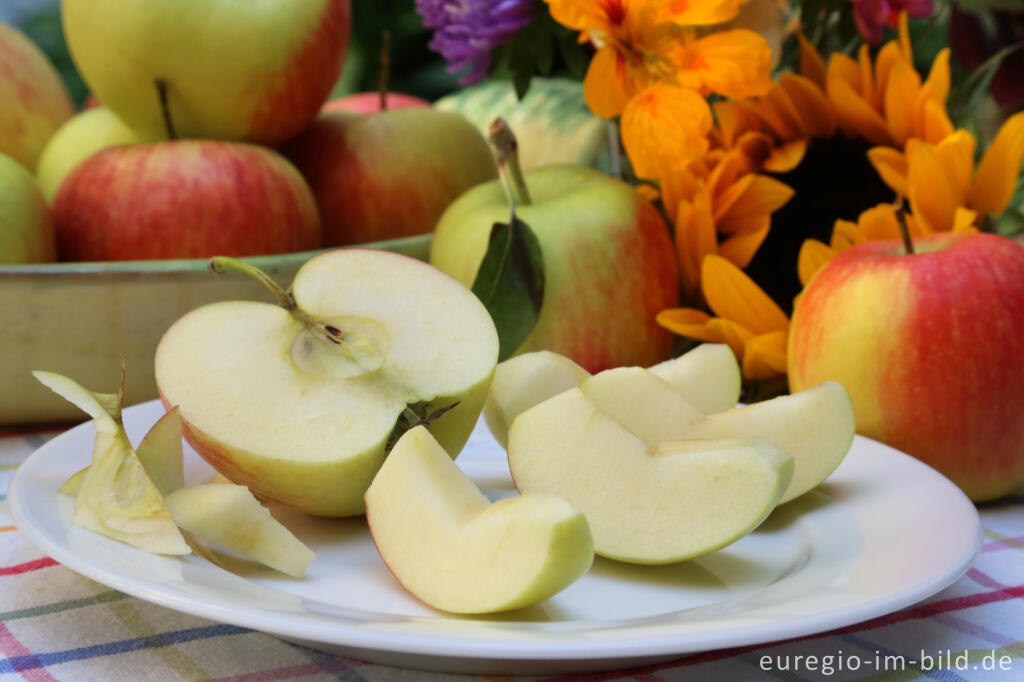 Detailansicht von Stillleben mit Apfel