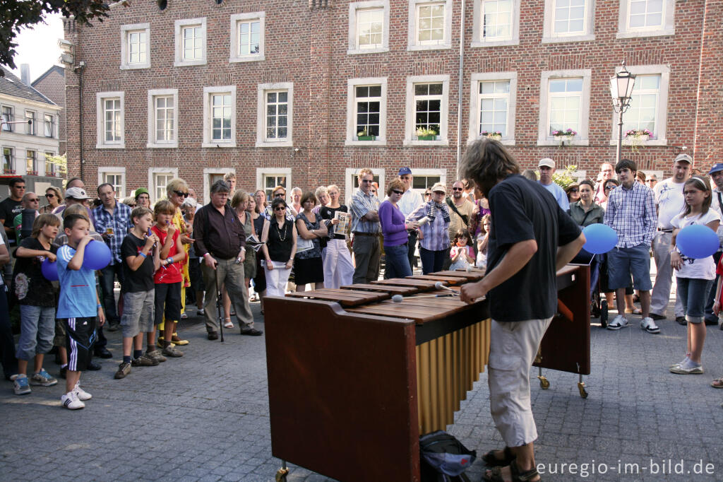 Detailansicht von Straßentheater-Festival in Eupen