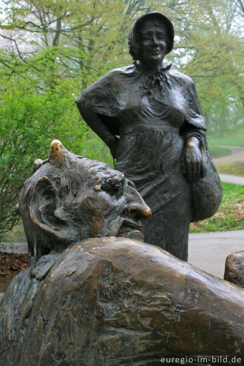 Detailansicht von Teufel und Marktfrau, Lousberg, Aachen