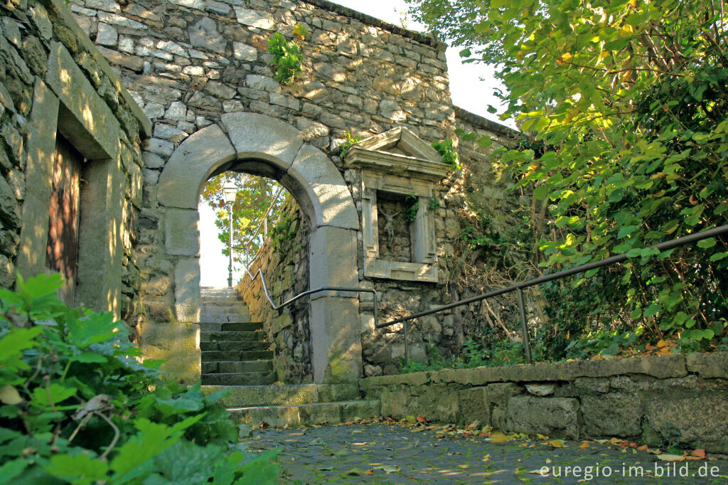 Detailansicht von Treppe zur Bergkirche St. Stephanus, Kornelimünster