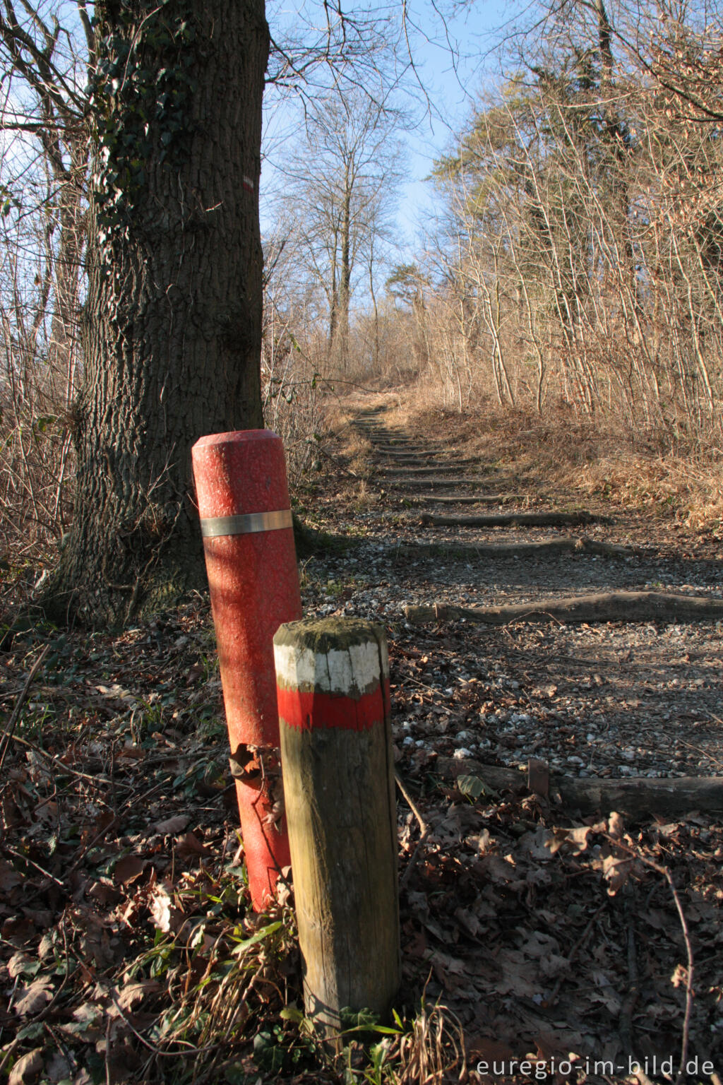 Detailansicht von Wanderweg auf dem Schaelsberg zur Einsiedelei, Geultal bei Oud-Valkenburg