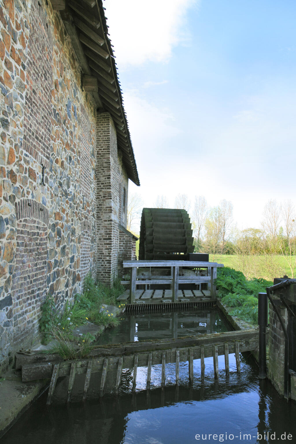 Detailansicht von Wassermühle "Volmolen" im Geultal bei Epen