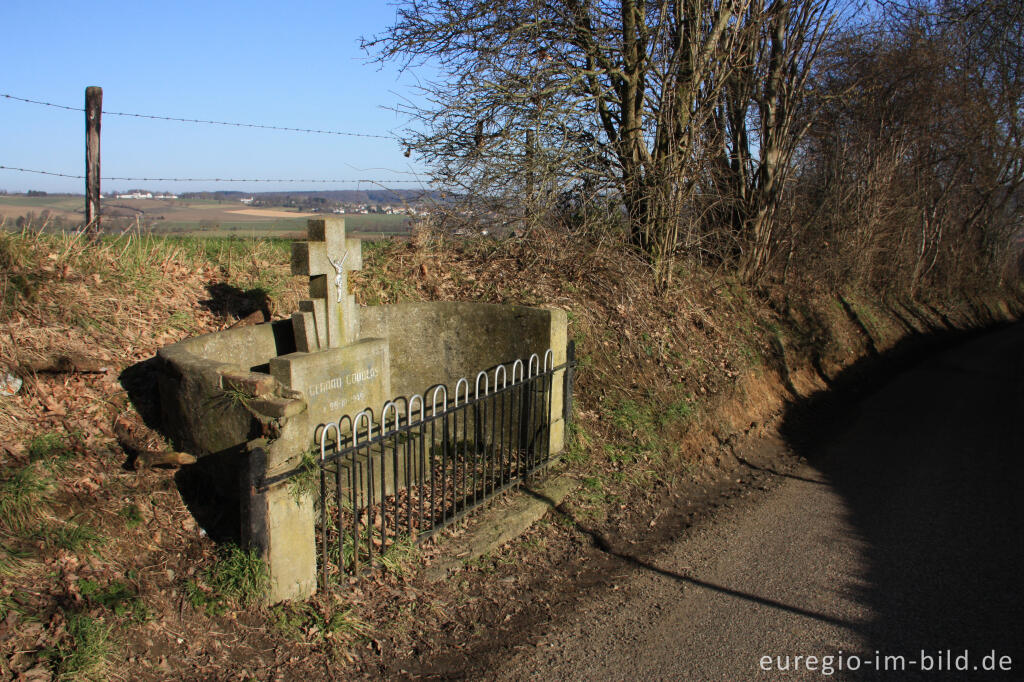 Detailansicht von Wegekreuz an dem Sträßchen´t Veld, westlich von Sippenaeken