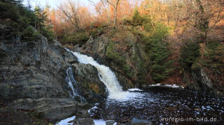 Abendstimmung beim Bayehon Wasserfall