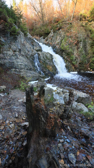 Abendstimmung beim Bayehon Wasserfall