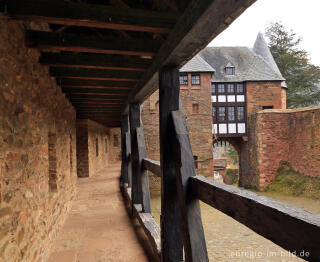 Burg Hengebach, Heimbach