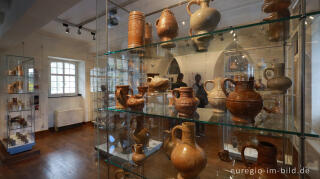 Das Töpfereimuseum in der Burg Raeren, Ostbelgien