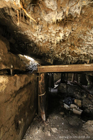 Der Sprengbunker im Fuhrtsbachtal bei Alzen (Höfen)