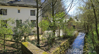 Die Hallenthaler Mühle im Gillesbachtal