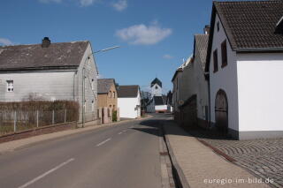 Die Hauptstraße in Ripsdorf, Gemeinde Blankenheim