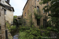 Einer der beiden Wasserfälle der Enz in Neuerburg