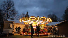 Kinderkarussell auf dem Alsdorfer Weihnachtsmarkt