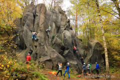 Kletterkurs für Anfänger mit Hendrik Kardinal im historischen Basalt-Steinbruch Kottenheimer Winfeld.