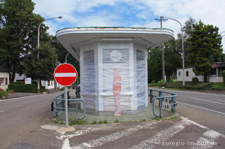 Marvin und Stefphen: "Grenzgeist Kokon", Grenzkunstroute011 beim Grenzübergang Aachen-Köpfchen