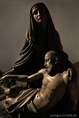 Pietà in der Pfarrkirche St. Matthias, Reifferscheid, Gemeinde Hellenthal