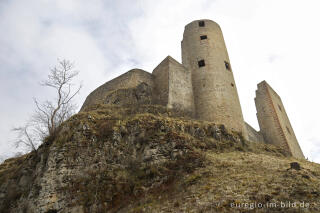 Ruine der Burg Schönecken 