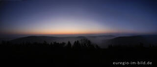 Sonnenaufgang auf dem Burgberg bei Bergstein