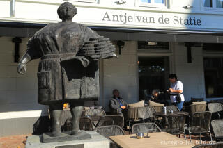 Statue von Antje van de Statie in Weert